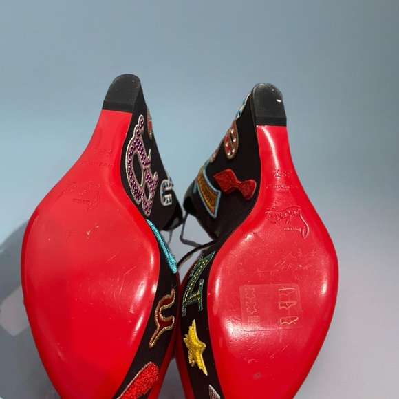 Christian Louboutin Signature wedge sandals - Picture 7 of 7